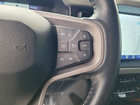 Used 2022 Ford Bronco Badlands image 24