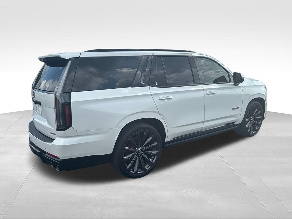 Used 2025 Cadillac Escalade V AWD/4WD image 6