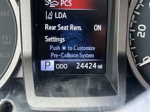 Used 2023 Toyota Tacoma TRD Off-Road w/ TRD Premium Off Road Package image 24