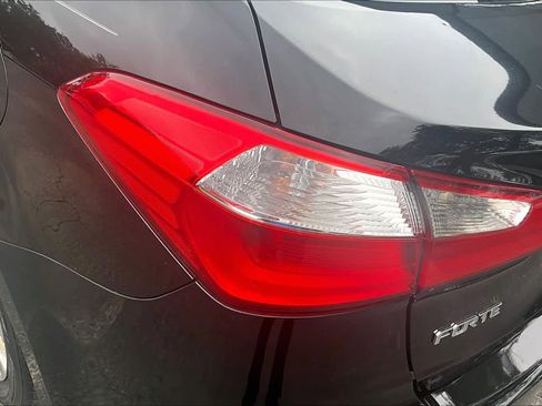 Used 2016 Kia Forte LX w/ LX Popular Plus Package FWD image 29
