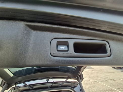 Used 2023 Honda CR-V EX-L image 24