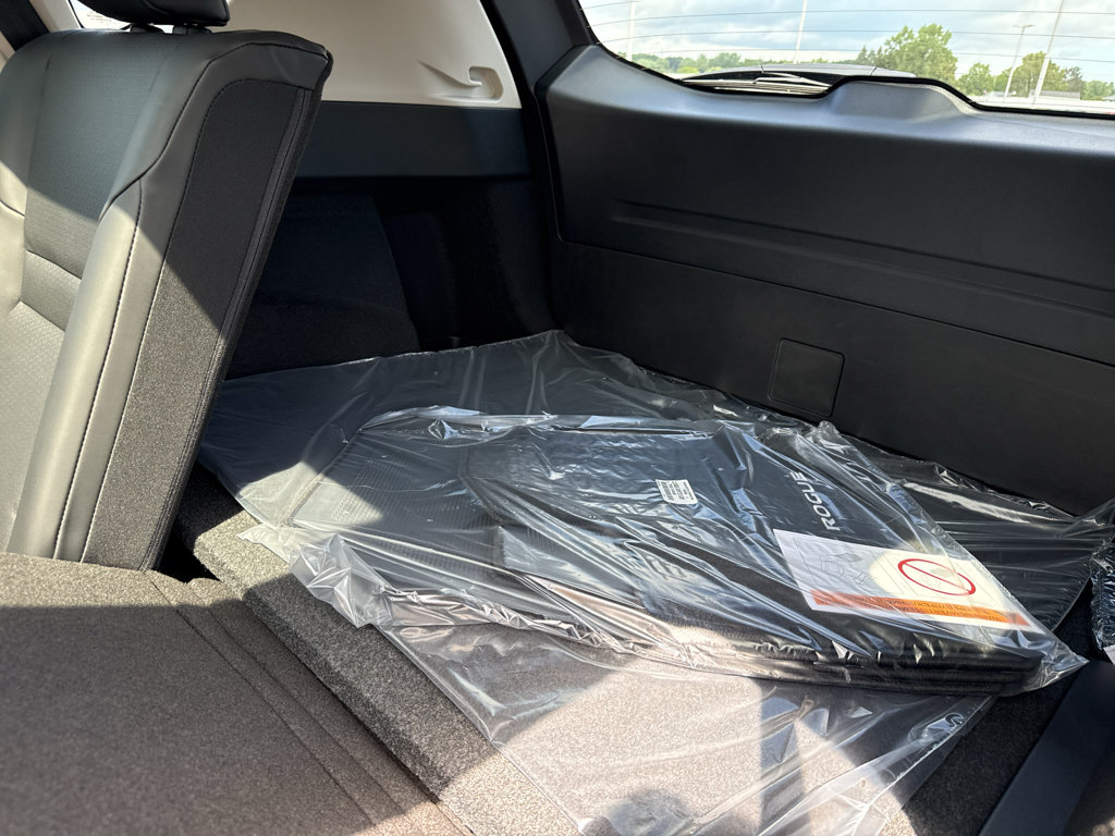 New 2026 Nissan Rogue Dark Armor AWD/4WD image 35