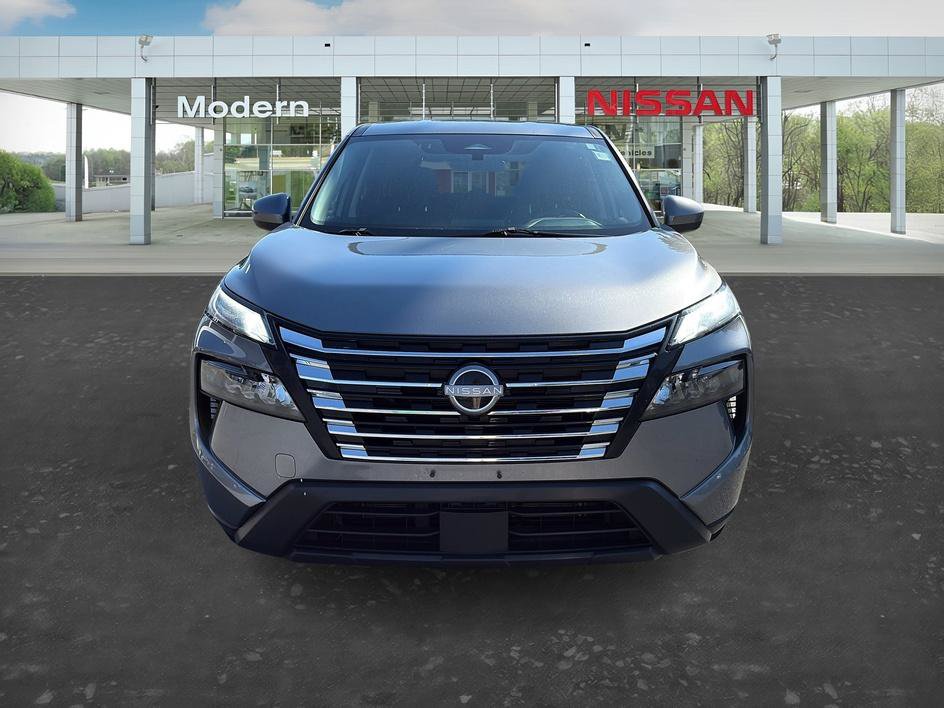 Certified 2025 Nissan Rogue SV AWD/4WD image 8