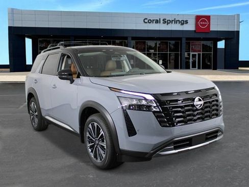 New 2026 Nissan Pathfinder Platinum FWD image 7