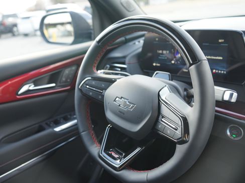 New 2026 Chevrolet Traverse RS image 27