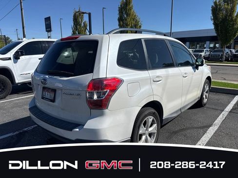 Used 2015 Subaru Forester 2.5i Premium w/ All-Weather Package AWD/4WD image 6