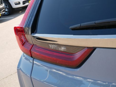 Used 2022 Honda CR-V Touring image 17