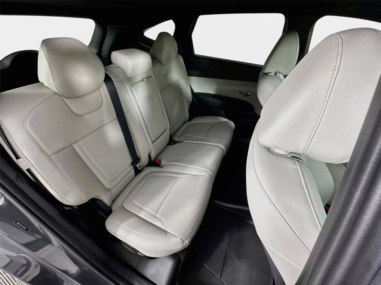 New 2026 Hyundai Tucson Limited FWD image 29
