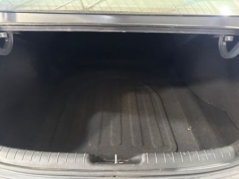Used 2026 Hyundai Elantra Hybrid FWD image 12