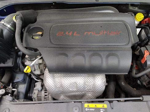 Used 2020 Jeep Renegade Latitude w/ Cold Weather Group image 30