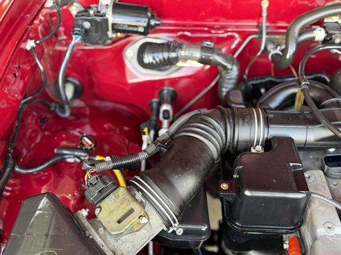 Used 2002 Toyota Tacoma 2WD Regular Cab image 9