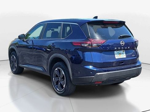 Used 2025 Nissan Rogue SV AWD/4WD image 5
