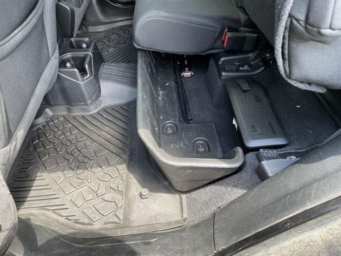 Used 2020 Jeep Gladiator Sport AWD/4WD image 36