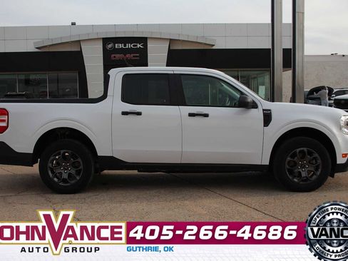 Used 2022 Ford Maverick XLT image 13