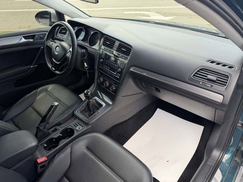 Used 2019 Volkswagen Golf Alltrack S AWD/4WD image 21