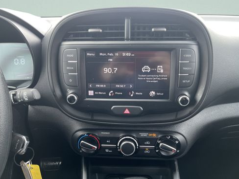 Used 2024 Kia Soul LX w/ Option Group 015 image 48