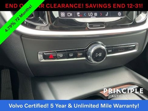 Certified 2025 Volvo V60 B5 Cross Country Plus image 17