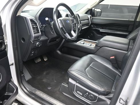 Used 2019 Ford Expedition Max Platinum image 10