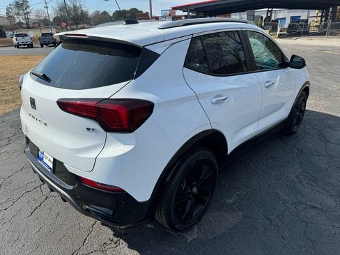 Certified 2024 Buick Encore GX Sport Touring w/ Comfort Package FWD image 9