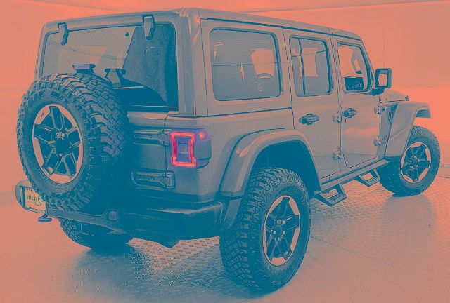 Used 2021 Jeep Wrangler Unlimited Rubicon AWD/4WD image 3
