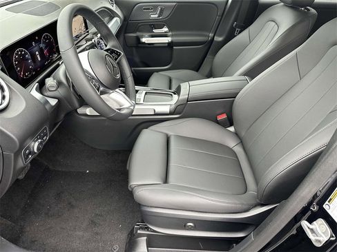 Certified 2025 Mercedes-Benz GLE 450 4MATIC image 21