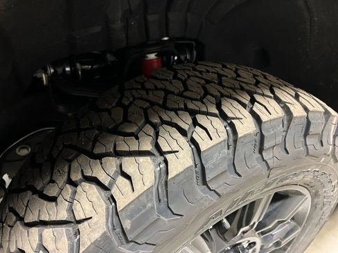 New 2026 GMC Sierra 2500 AT4 w/ AT4 Premium Plus Package image 27