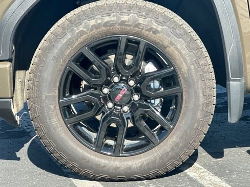 Used 2024 GMC Sierra 1500 Elevation w/ Elevation Premium Package AWD/4WD image 43
