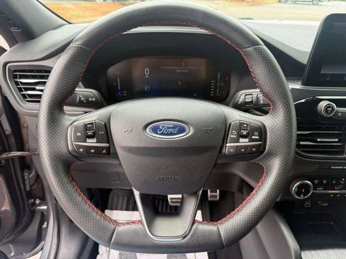 Used 2024 Ford Escape ST-Line AWD/4WD image 7