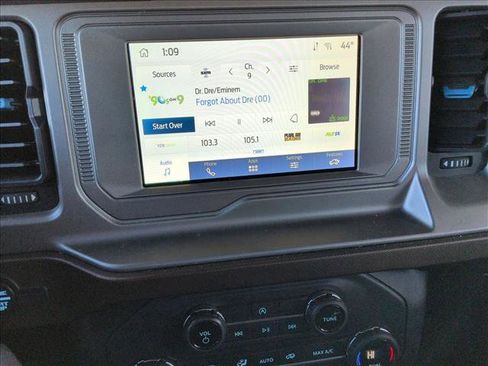 Used 2023 Ford Bronco Outer Banks image 12