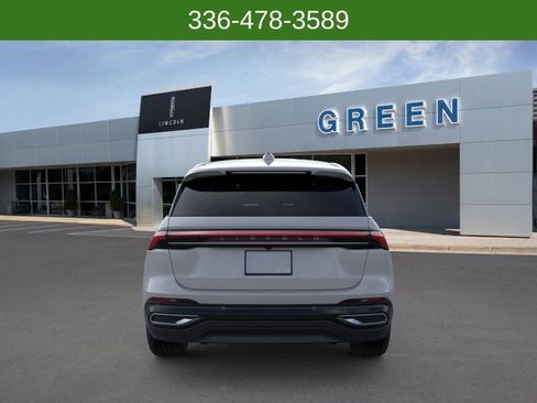 New 2026 Lincoln Nautilus Premier AWD/4WD image 5