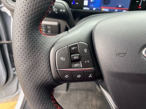 Used 2025 Ford Escape ST-Line w/ Tech Pack #1 image 18