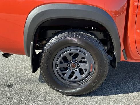 Certified 2025 Nissan Frontier PRO-4X w/ Interior Protection Package AWD/4WD image 19