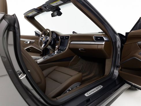 Used 2017 Porsche 911 Carrera GTS image 37