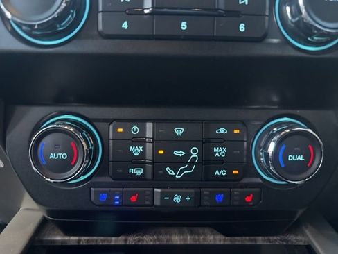 Used 2019 Ford F250 Lariat w/ Lariat Value Package image 15