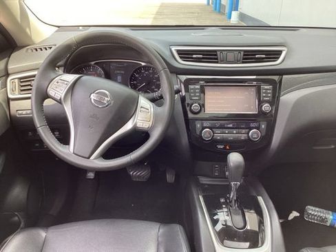 Used 2016 Nissan Rogue SL w/ SL Premium Package AWD/4WD image 17