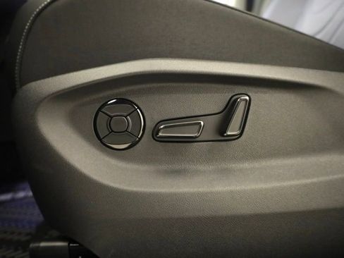 New 2026 Volkswagen Tiguan SE AWD/4WD image 11