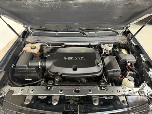 Used 2022 Chevrolet Colorado ZR2 AWD/4WD image 12