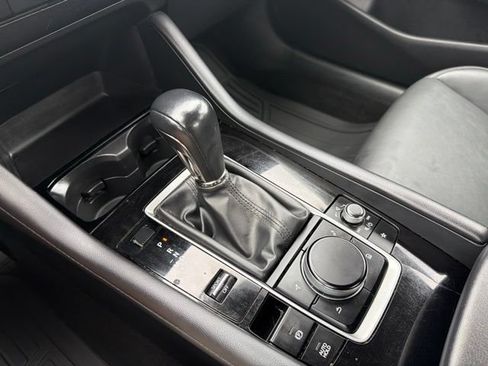 Used 2024 MAZDA MAZDA3 s FWD image 20