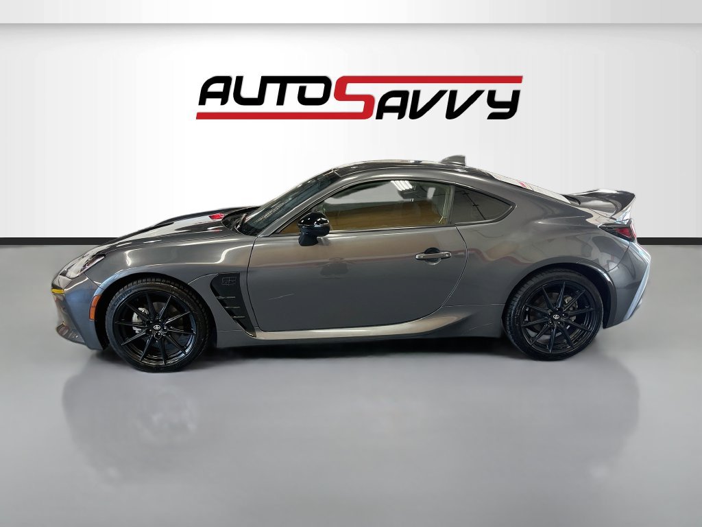 Used 2024 Toyota GR86 Premium RWD image 4