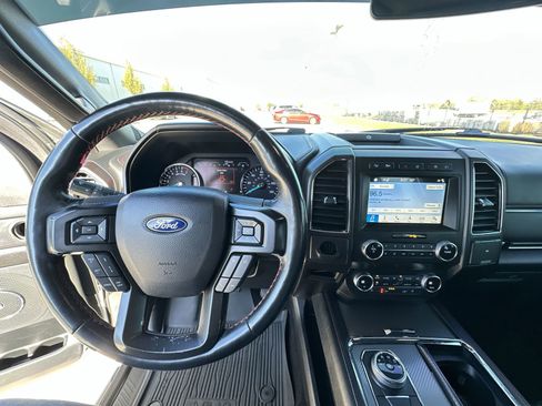 Used 2019 Ford Expedition Max Limited w/ Equipment Group 303A AWD/4WD image 11