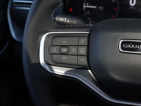 New 2026 Jeep Grand Wagoneer L Limited AWD/4WD image 15