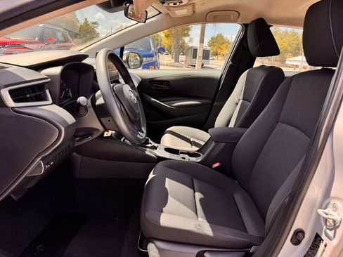 Used 2024 Toyota Corolla LE image 8