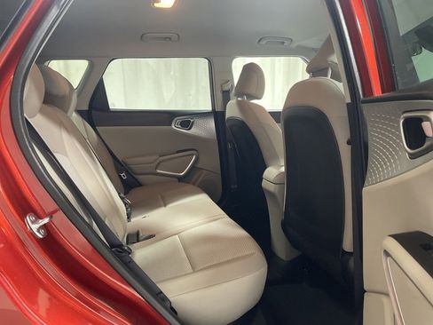 New 2025 Kia Soul LX w/ LX Technology Package image 10