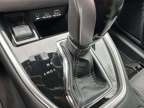 Certified 2025 Subaru Outback Premium image 19