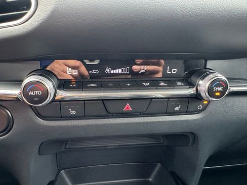 Used 2025 MAZDA CX-30 AWD 2.5 S w/ Preferred Package image 23