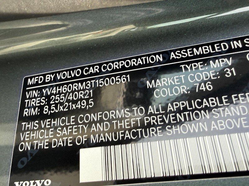 New 2026 Volvo XC60 T8 Ultra w/ Protection Package Premier AWD/4WD image 18