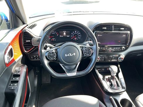 Used 2022 Kia Soul Turbo image 14