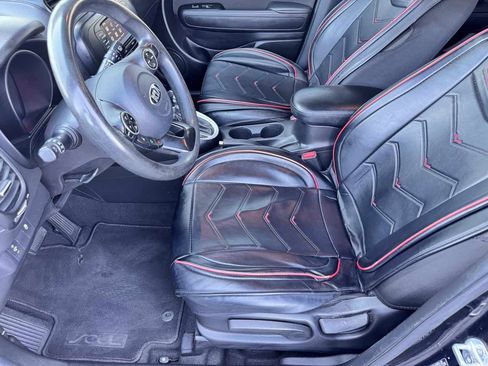 Used 2019 Kia Soul FWD image 31