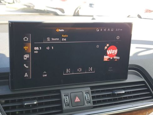 Certified 2023 Audi Q5 2.0T Premium Plus w/ Premium Plus Package image 16