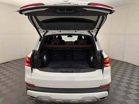 Certified 2024 BMW X5 xDrive40i image 23
